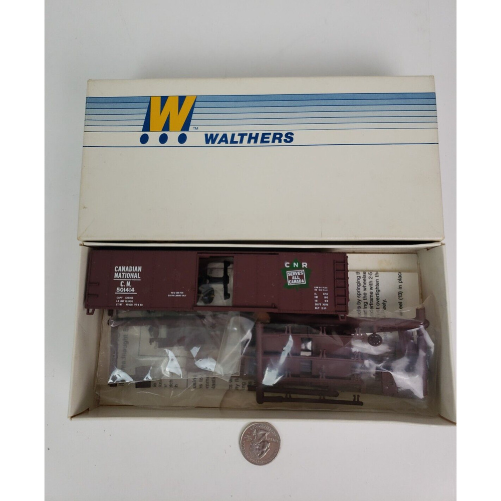 WALTHERS TRAIN FREIGHT CARS HO 3100 SERIES 40 FT STEEL BOX CAR CANADIAN NATIONAL